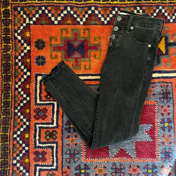 Madewell 9” Highrise Skinny Petite Skinny Jeans - Picture 7 of 7